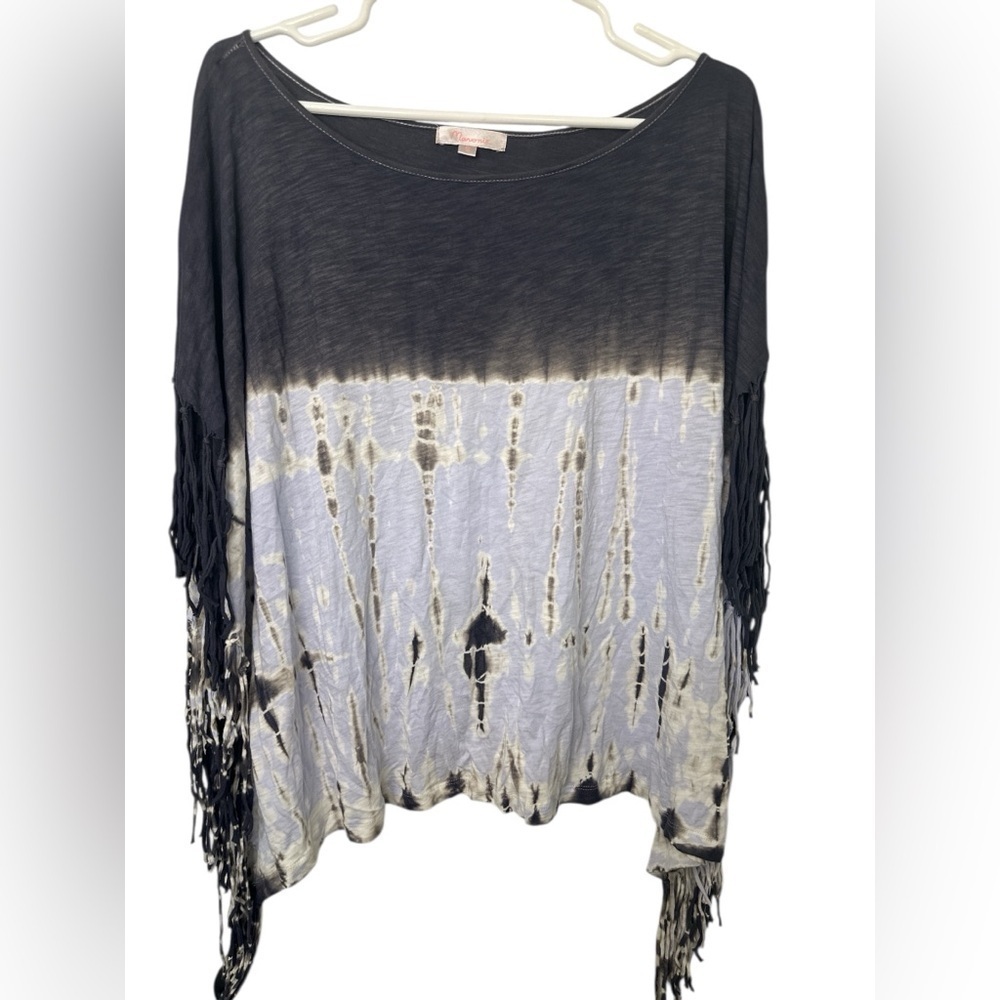 Maronie Black and Gray Tie-Dye Fringe Top NWOT
